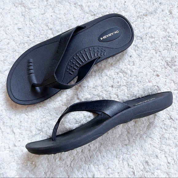 OKABASHI: Breeze Traditional Solid Black Slip On Flip Flop Thongs Size Medium - Picture 1 of 8